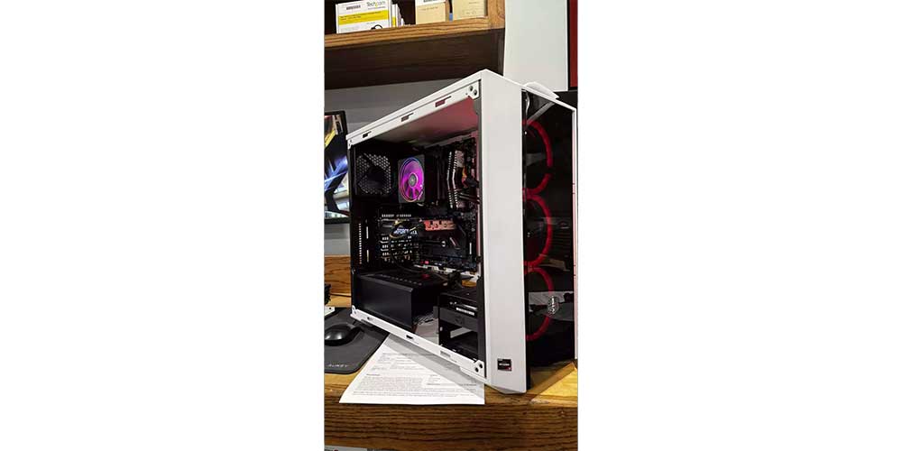 Jason's Computer Services provides custom computer builds and setup to suit your needs.